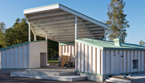 Nya kanalscenen börjar bli färdig.