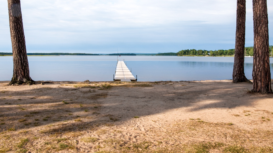 Badplats vid Karlsborgs camping